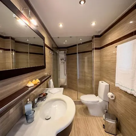 Bougainvillea Nyaraló *