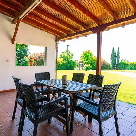 Ferienhaus Bougainvillea Epanomi