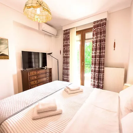 Bougainvillea Vakantiehuis Epanomí